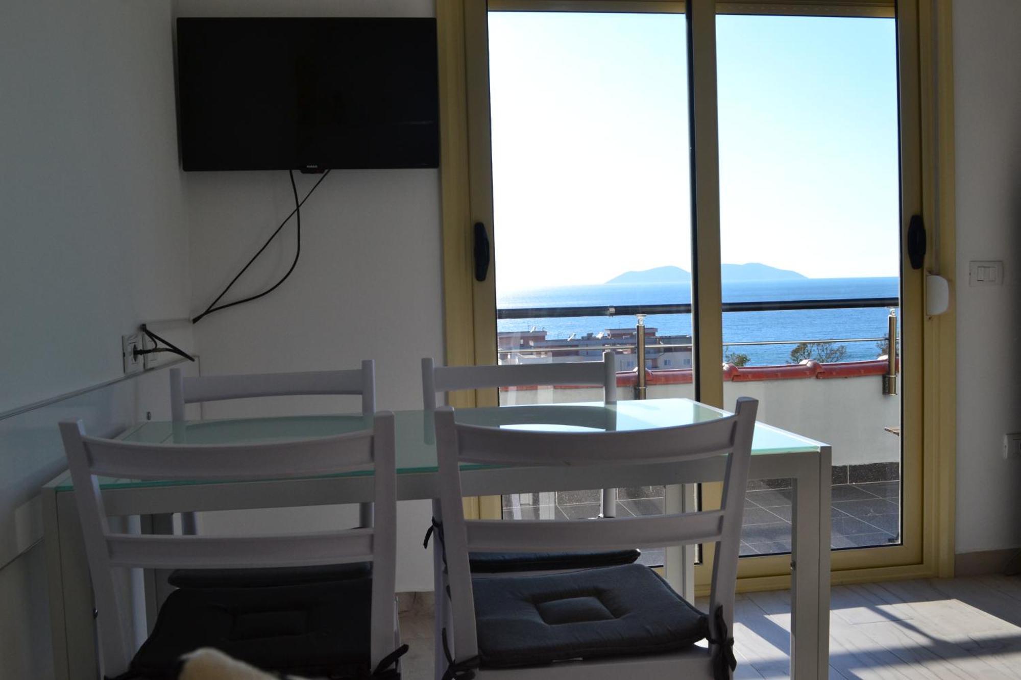 Seaview Penthouse Terrace & Garage Apartment Vlore Luaran gambar