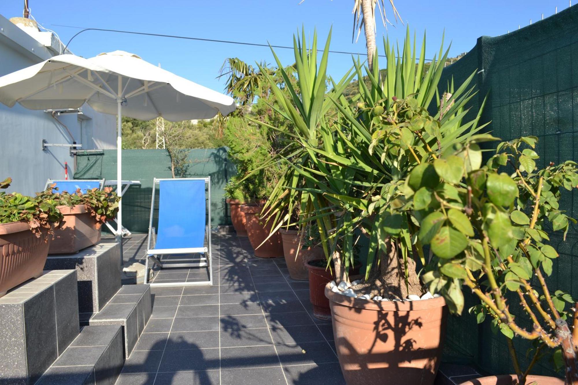 Seaview Penthouse Terrace & Garage Apartment Vlore Luaran gambar