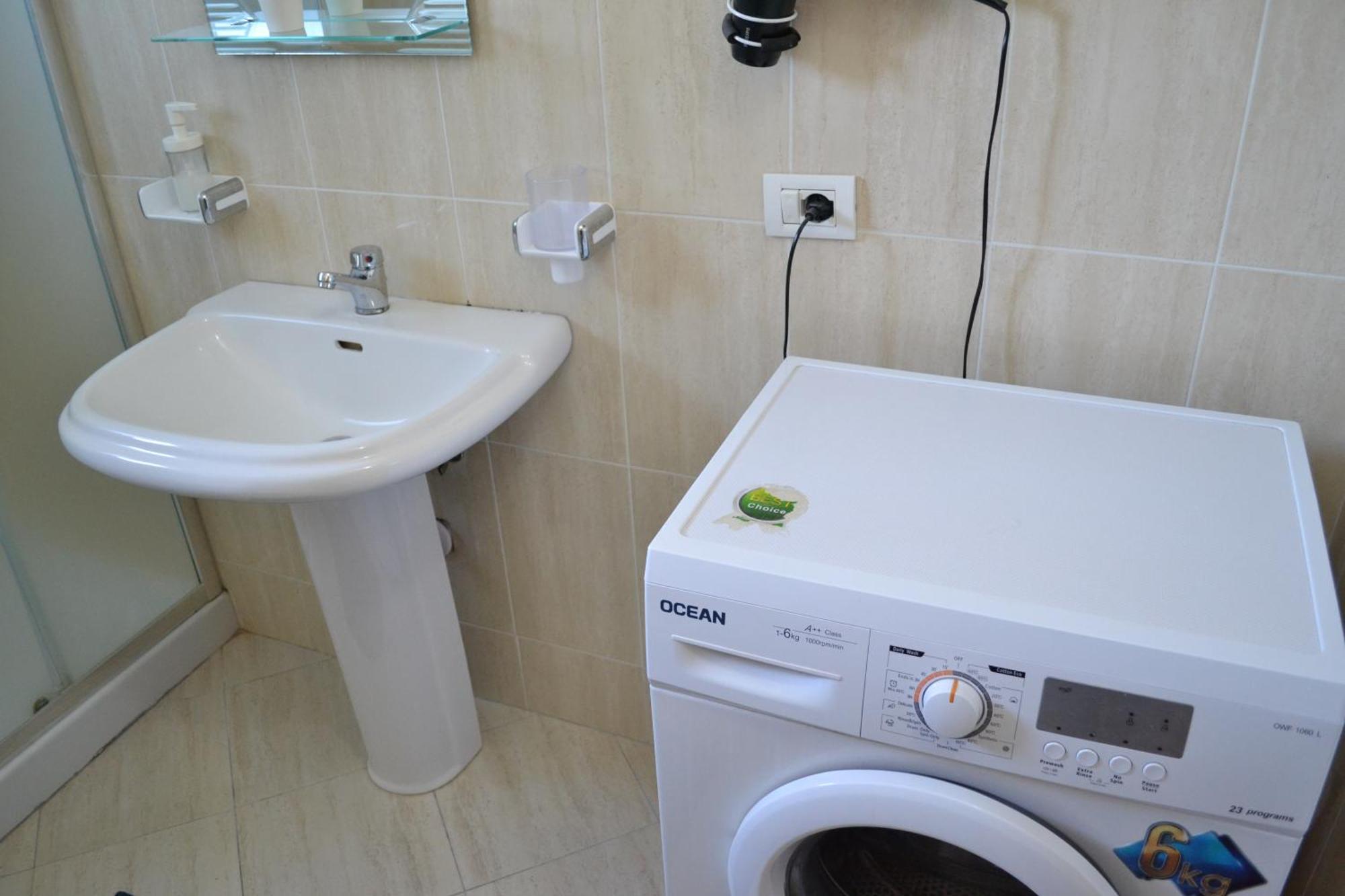 Seaview Penthouse Terrace & Garage Apartment Vlore Luaran gambar