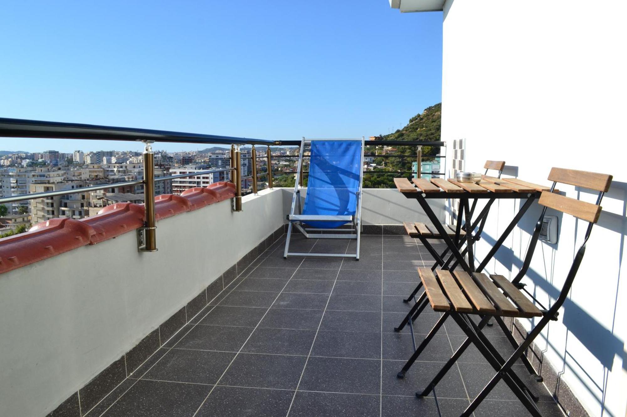 Seaview Penthouse Terrace & Garage Apartment Vlore Luaran gambar